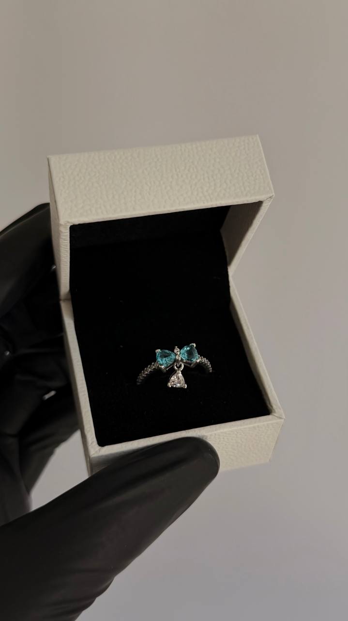 Anillo Pandora Lazo Azul Bridgerton